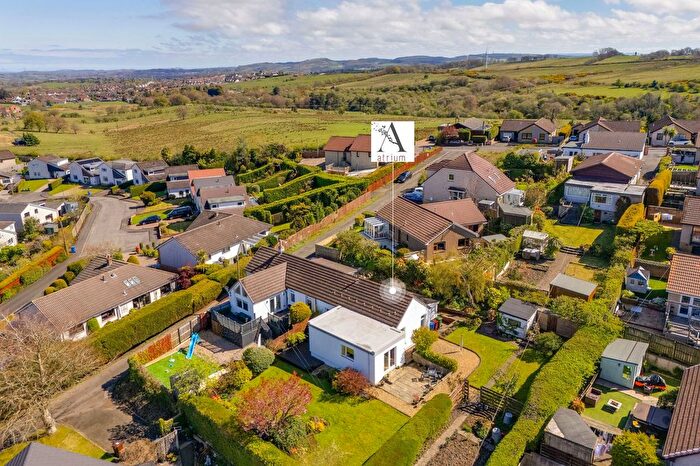 3 Bedroom Semi Detached Bungalow For Sale In Seaview Cottage, Standrigg Road, Wallacestone, FK2