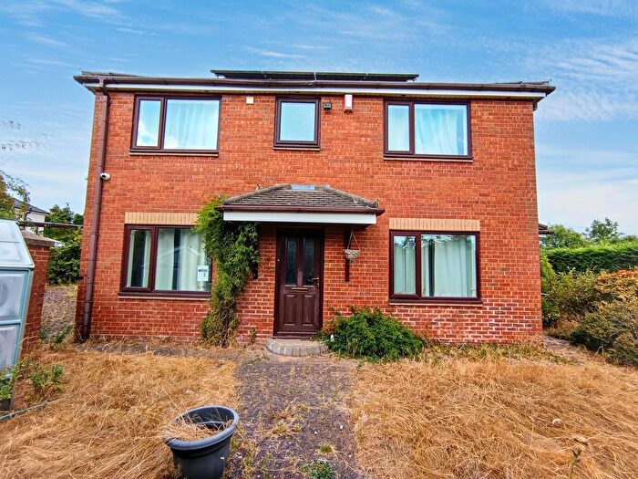 4 Bedroom Property For Sale In A Priorslee Road, Snedshill, Telford, Shropshire, TF2
