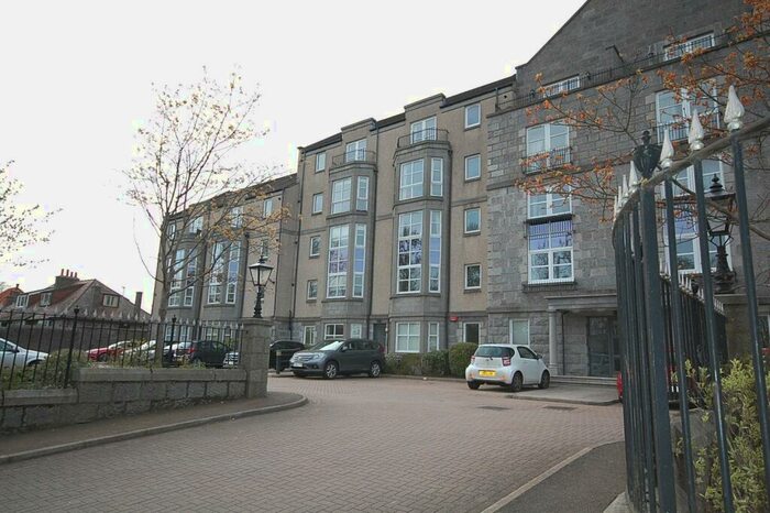 2 Bedroom Flat To Rent In Ruthrieston Court, Riverside Drive, Aberdeen, AB10