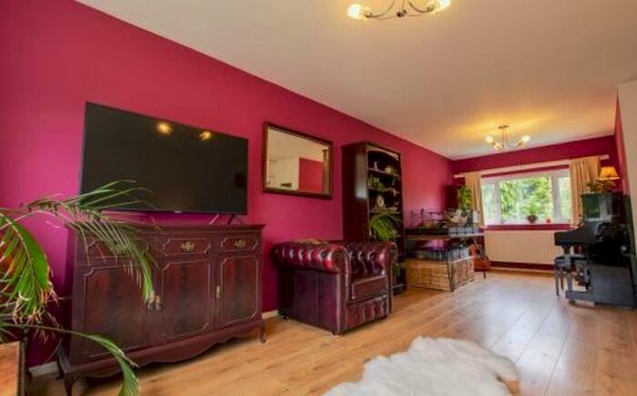 2 Bedroom Flat To Rent In Rebecca Drive, Birmingham B29