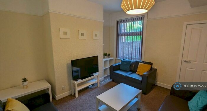 6 Bedroom End Of Terrace House To Rent In Hardacre Street, Ormskirk, L39