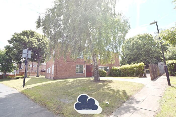 1 Bedroom Flat For Sale In Dillotford Avenue, Coventry, CV3