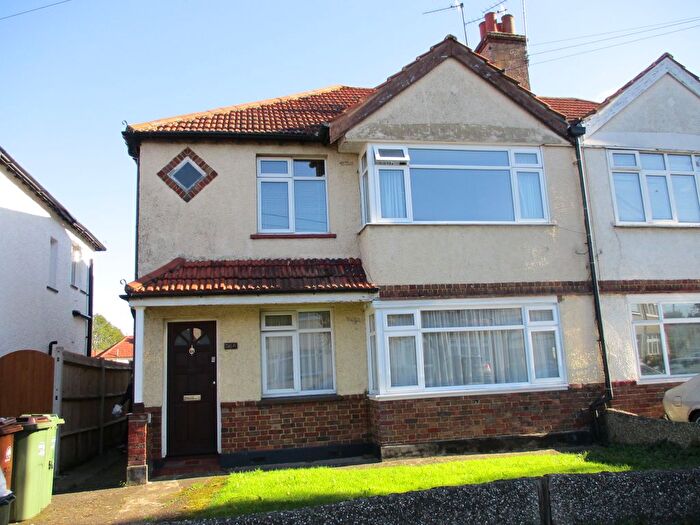 2 Bedroom Maisonette To Rent In Paget Avenue, Sutton, SM1