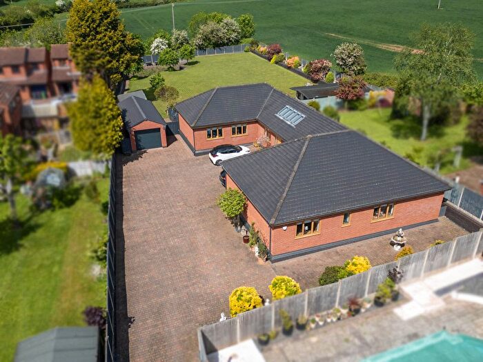4 Bedroom Detached Bungalow For Sale In Knowle Hill, Hurley, CV9
