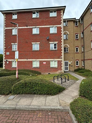2 Bedroom Flat To Rent In Stern Close, Barking, IG11