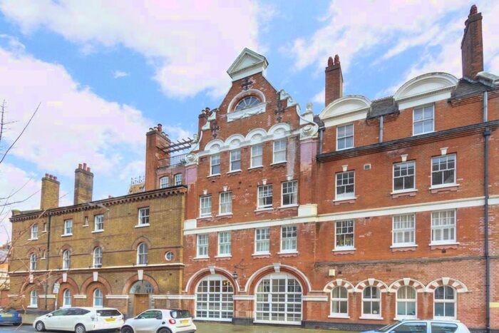 1 Bedroom Flat To Rent In Renfrew Road, Kennington, SE11