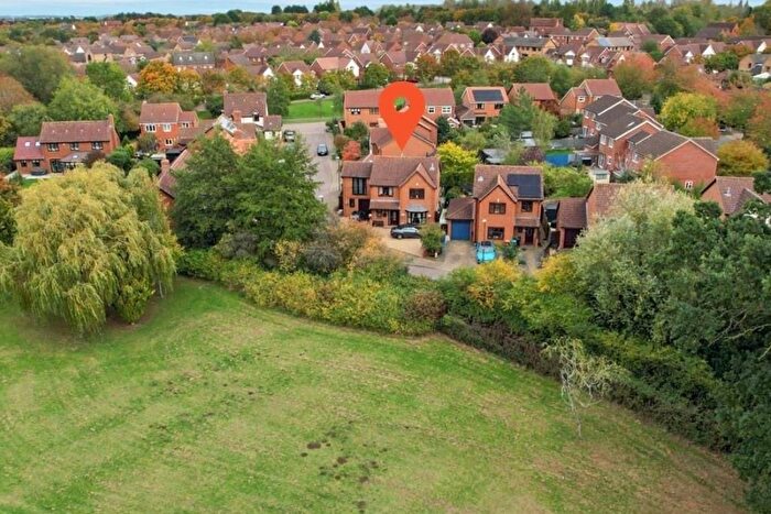 6 Bedroom Detached House For Sale In Blakeney Court, Tattenhoe, Milton Keynes, MK4