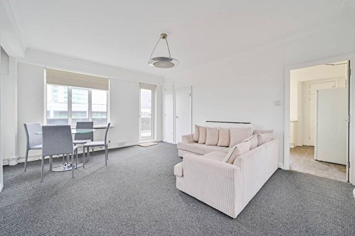 2 Bedroom Flat To Rent In Euston Road, Fitzrovia, London, NW1