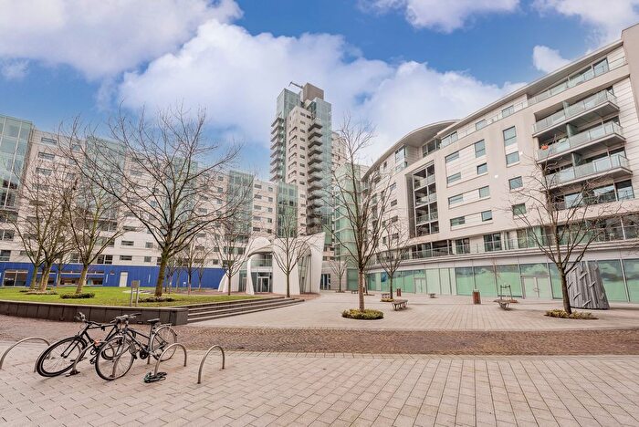1 Bedroom Garage / Parking To Rent In Empire Square West, Empire Square, London, SE1