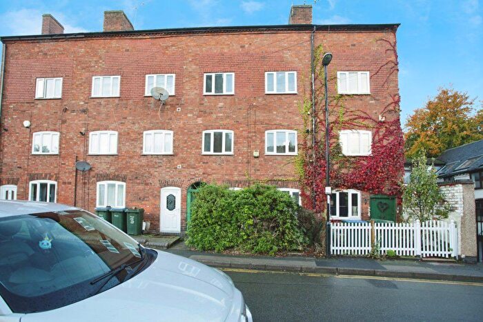 3 Bedroom Town House For Sale In Hurst Road, Coventry, CV6