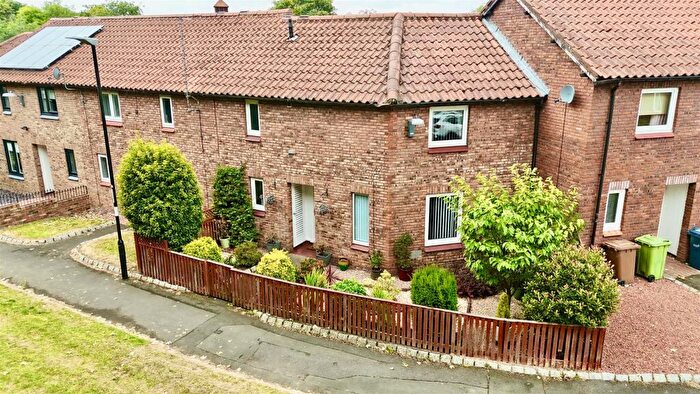 3 Bedroom Terraced House For Sale In Lomond Close, Washington, NE38
