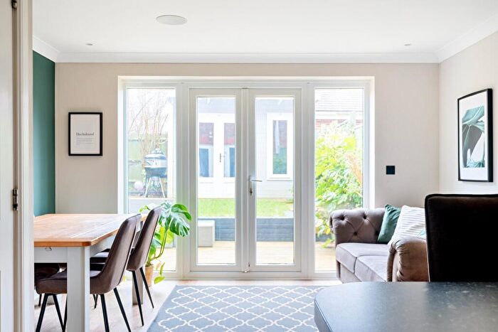 3 Bedroom End Of Terrace House For Sale In Atkinson Road, Hawkinge, CT18