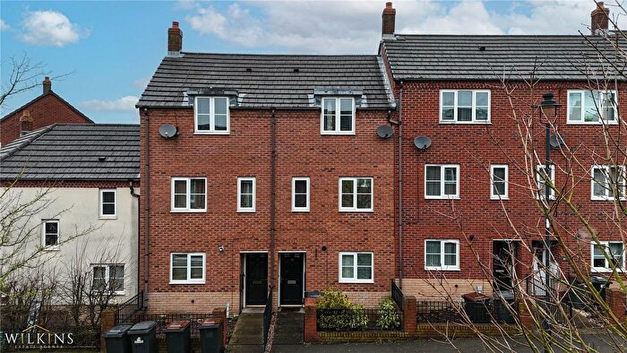 3 Bedroom Terraced House For Sale In Spruce Road, Nuneaton, Warwickshire, CV10