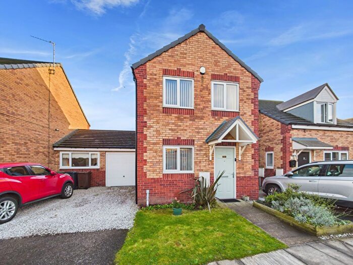 3 Bedroom Semi Detached House For Sale In St. Joans Close, Bootle, Liverpool., L20