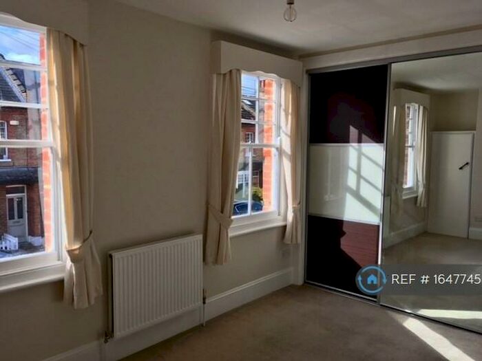 2 Bedroom Terraced House To Rent In Lewin Road, London, SW14