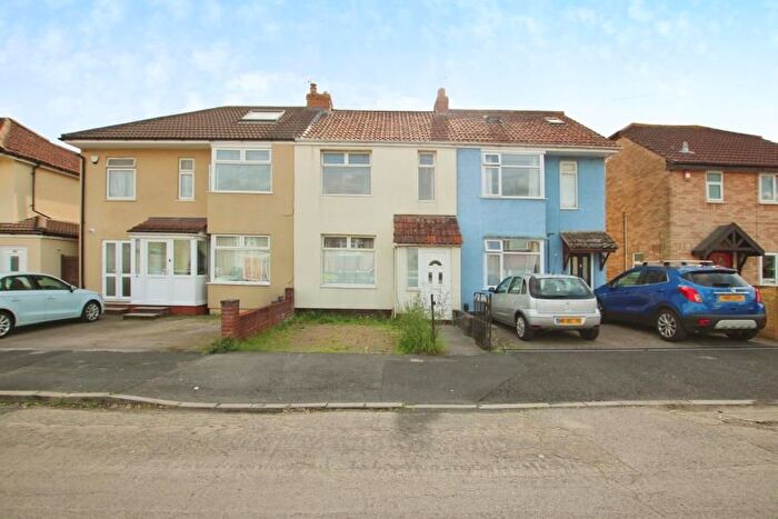 3 Bedroom Property To Rent In Bridgman Grove, Filton, Bristol, BS34