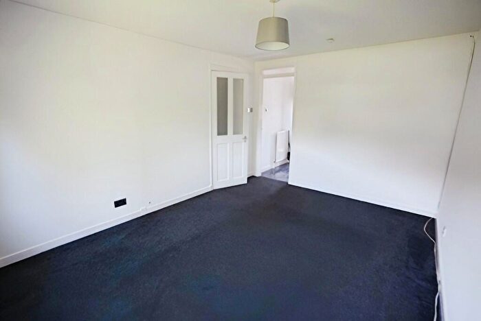 1 Bedroom Flat To Rent In Gartcarron Hill, Glasgow, G68