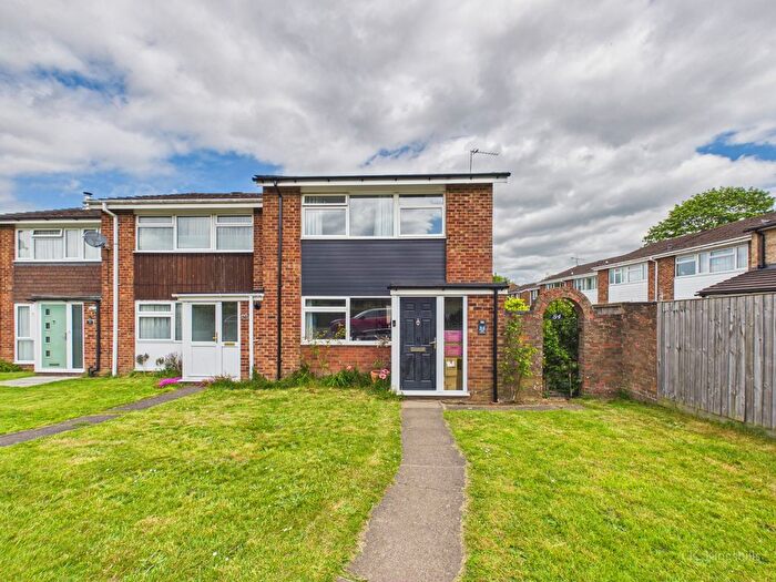 3 Bedroom End Of Terrace House To Rent In Rose Avenue, Hazlemere, High Wycombe, Buckinghamshire, HP15