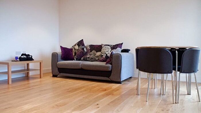 1 Bedroom Flat To Rent In Rathbone Market, Barking Road, London, E16