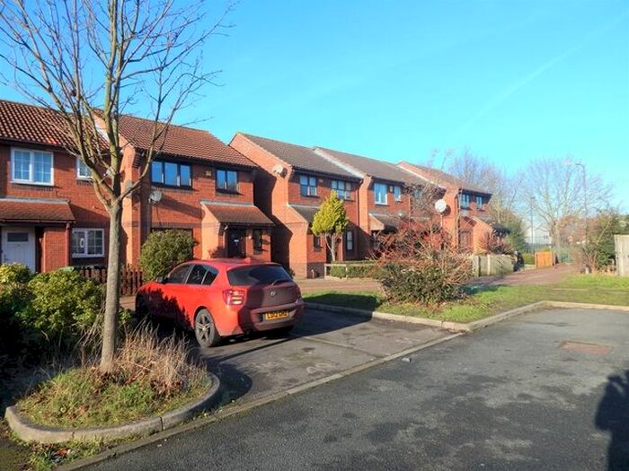 3 Bedroom Terraced House To Rent In Oakmead Place, Mitcham, London, CR4