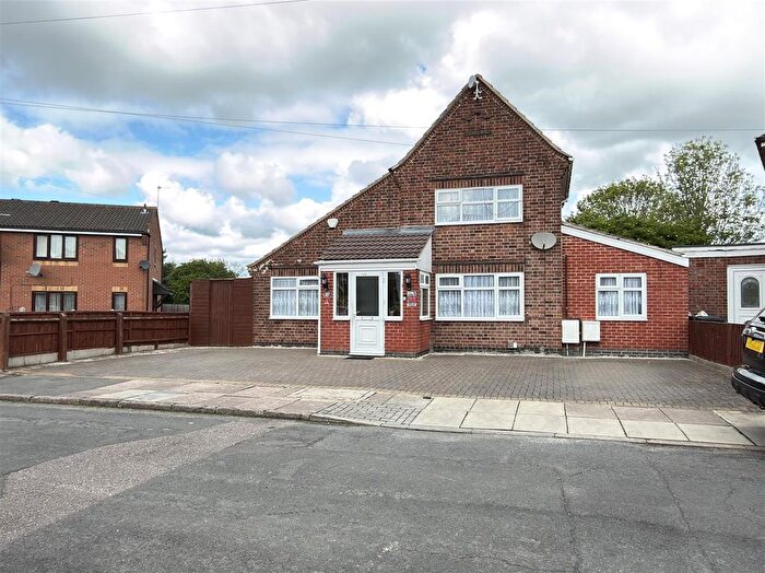 4 Bedroom Detached House For Sale In Tiverton Avenue, Belgrave, Leicester, LE4