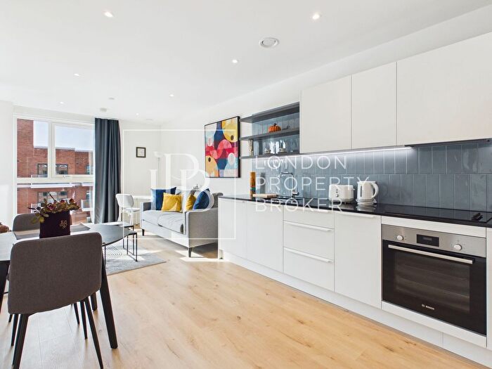 1 Bedroom Flat To Rent In Gilham House, Lombard Square, SE28