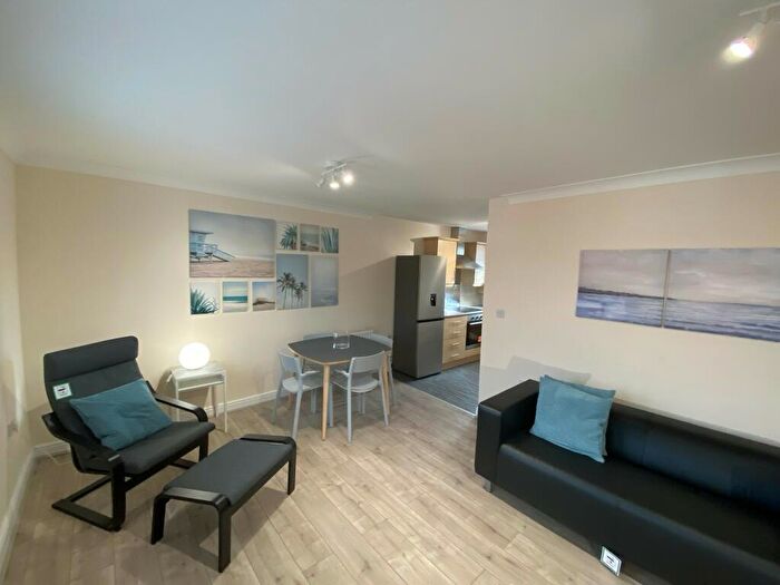 2 Bedroom Apartment To Rent In Chorlton Road, Hulme, M15