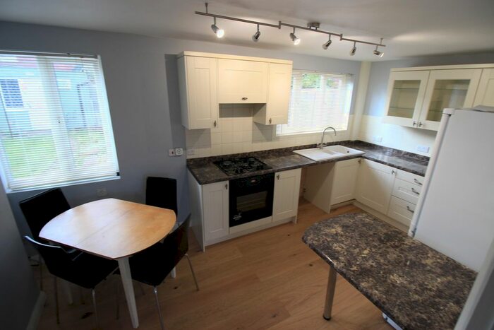 3 Bedroom End Of Terrace House To Rent In Martingale Chase, Newbury, RG14