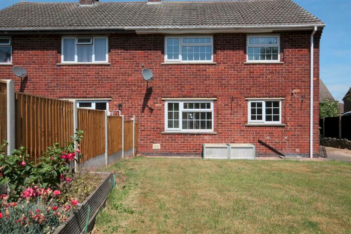 3 Bedroom Semi-Detached House To Rent In Harvey Road, Castle Donington, Derby, DE74