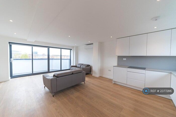 Studio To Rent In Portelet Road, London, E1