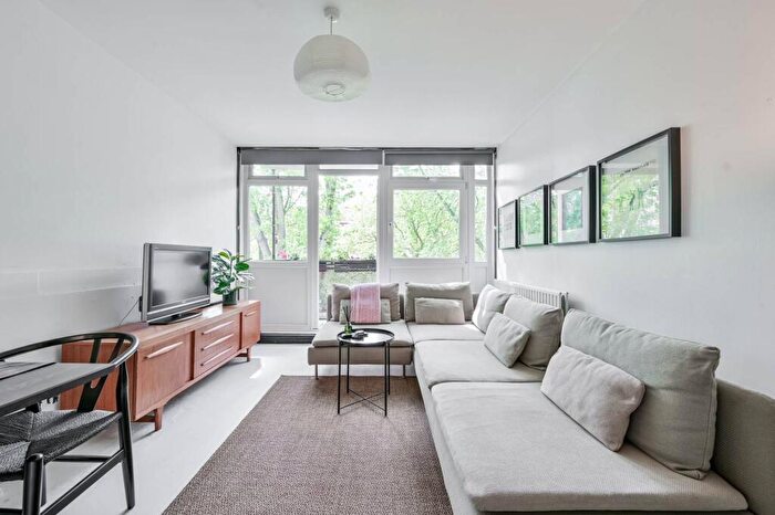 1 Bedroom Flat To Rent In Wenlock Street, Islington, London, N1