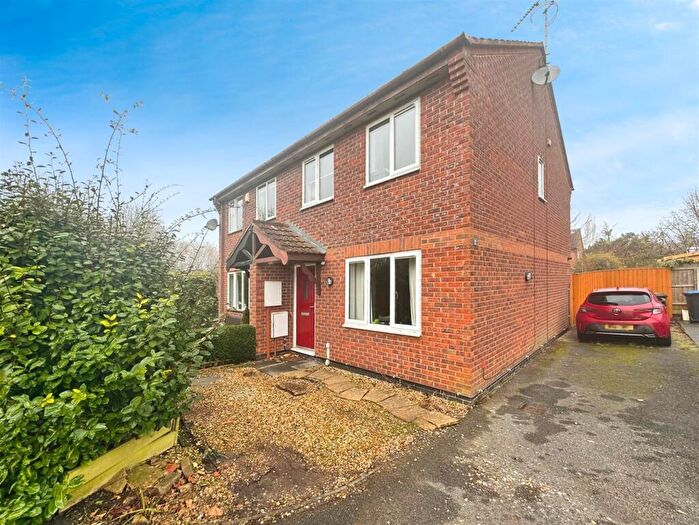 3 Bedroom Semi-Detached House For Sale In Marriott Drive, Kibworth Harcourt, LE8