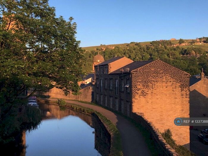 2 Bedroom Flat To Rent In Hollins Mill Apartments, Sowerby Bridge, HX6