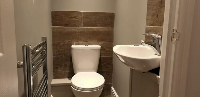 6 Bedroom Terraced House To Rent In Portland Street - Bed, LN5
