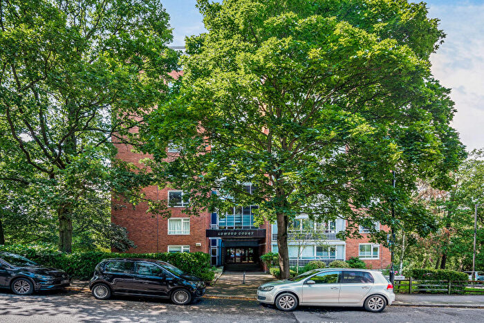 2 Bedroom Flat To Rent In Farquhar Road, Crystal Palace, London, SE19