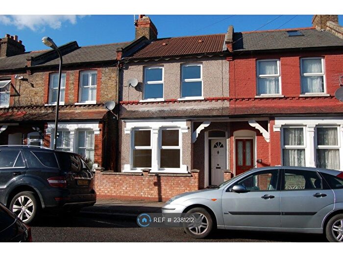 4 Bedroom Terraced House To Rent In Fernlea Road, Tooting Border, CR4