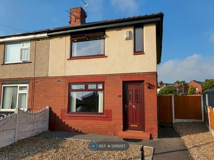3 Bedroom Semi-Detached House To Rent In Almond Grove, Wigan, WN5