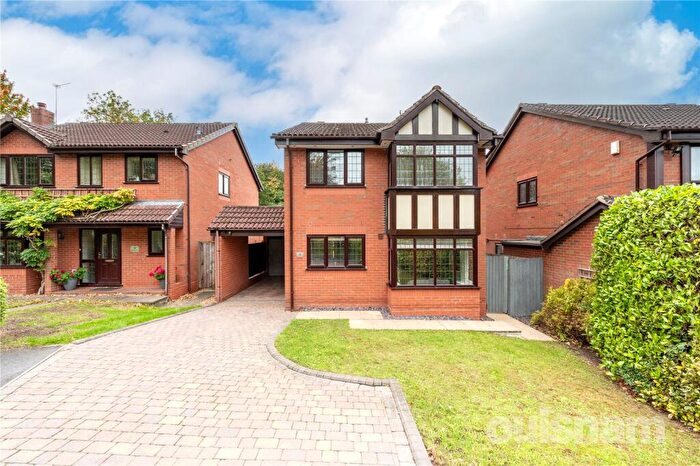4 Bedroom Detached House For Sale In Summerhouse Close, Callow Hill, Redditch, B97