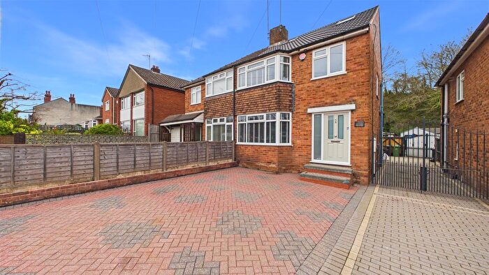 5 Bedroom Property For Sale In Haden Hill Road, Halesowen, B63