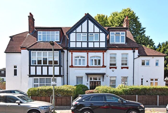 2 Bedroom Apartment For Sale In Homefield Road, Bromley, Kent, BR1