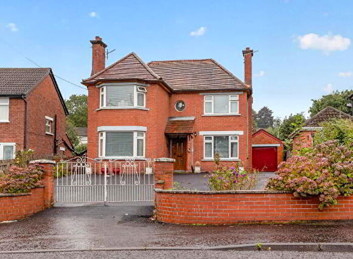 3 Bedroom Detached House For Sale In Moss Road, Lisburn, BT27