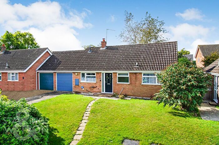 3 Bedroom Detached Bungalow For Sale In Pilgrims Way, Harleston, IP20