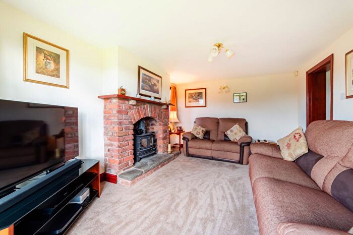 3 Bedroom End Of Terrace House For Sale In New Street, Mawdesley, L40