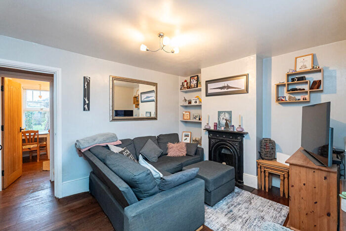 4 Bedroom Terraced House For Sale In Tweed Lane, Strood Green, RH3