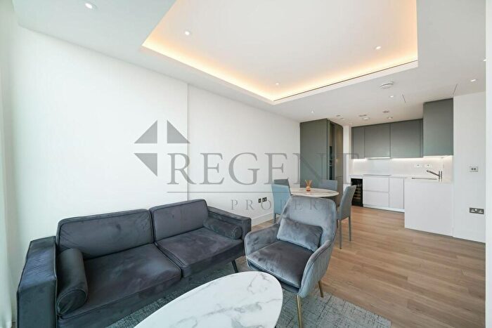 2 Bedroom Apartment For Sale In Carrara Tower, Bollinder Pl, City Rd, EC1V