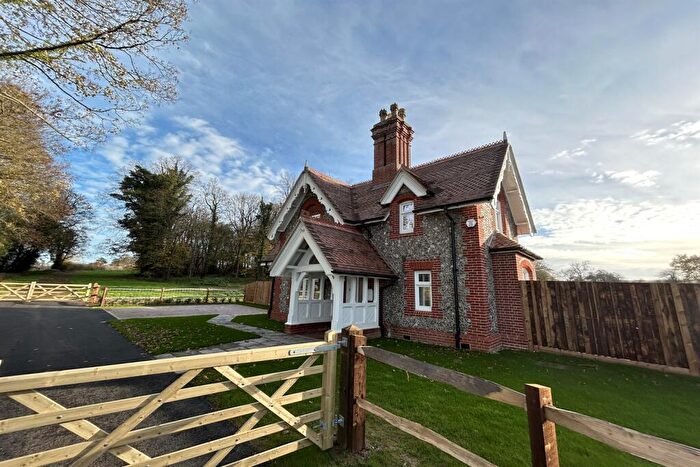 3 Bedroom Detached House To Rent In Oakley, Basingstoke, Hants, RG23