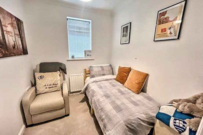 5 Bedroom Detached House For Sale In Bere Regis, BH20