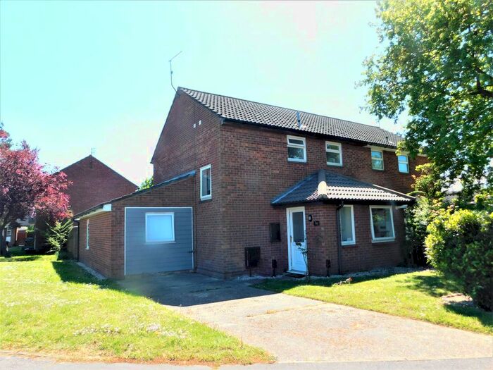 6 Bedroom Semi-Detached House To Rent In Chase Court, Colchester CO4