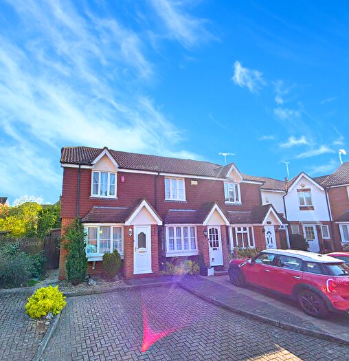 3 Bedroom End Of Terrace House To Rent In Courtens Mews, Stanmore, HA7