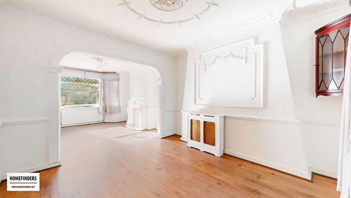 3 Bedroom Detached House To Rent In Burges Road, East Ham, E6